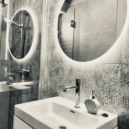 شقة Saltwater غدينيا